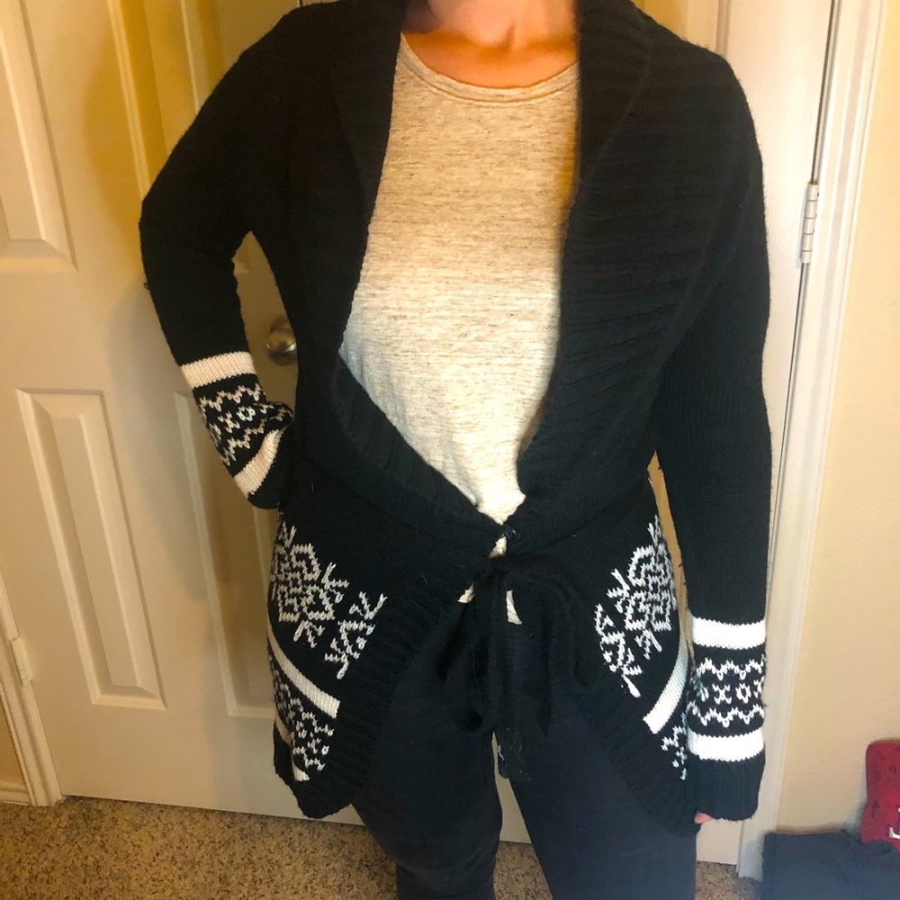 Dots Black and White Knitted Winter Fall Cardigan Sweater with Belt Size M/L